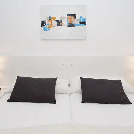 08028 Apartment *